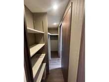 【大阪府/大阪市淀川区宮原】ラシュレ新大阪 ウォークインクローゼット