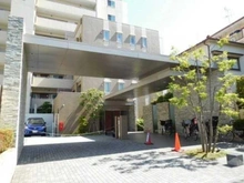 【大阪府/豊中市南桜塚】プラウド豊中南桜塚 エントランス