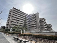 【大阪府/豊中市東泉丘】ジオ緑地公園 五番館 外観