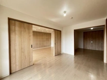 【大阪府/豊中市東泉丘】ジオ緑地公園 五番館 洋室