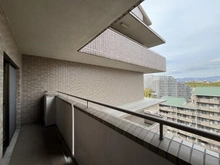 【大阪府/豊中市東泉丘】ジオ緑地公園 五番館 バルコニー