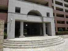 【大阪府/大阪市淀川区新高】キングスクエア北大阪パークフェリス 1番館 エントランス
