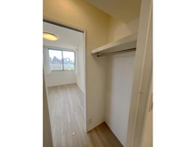 【大阪府/大阪市淀川区木川西】プレステージ淀川グラットシエル ウォークスルークローゼット