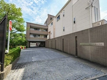 【大阪府/池田市天神】プラウド池田天神 アプローチ