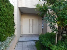 【大阪府/池田市天神】プラウド池田天神 敷地内：ゴミ置場