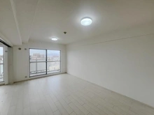 【大阪府/大阪市淀川区西宮原】ファミールハイツ北大阪 4号棟 リビング・ダイニング