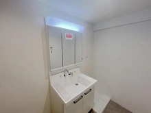 【大阪府/大阪市淀川区西宮原】ファミールハイツ北大阪 4号棟 洗面室