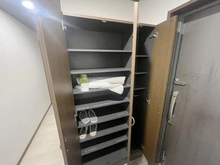 【大阪府/豊中市宮山町】ベルク豊中宮山 収納：下足入