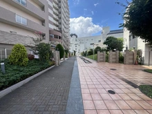 【大阪府/大阪市淀川区野中北】ネバーランド北大阪 敷地内
