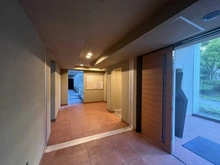 【大阪府/豊中市新千里東町】ジオメゾン新千里東町 4番館 エントランス