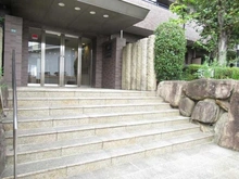 【大阪府/豊中市本町】グランステイツ豊中本町寿楽荘 エントランス