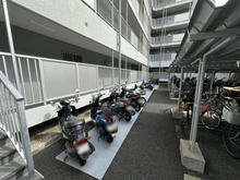 【大阪府/豊中市上新田】千里グリーンマンション バイク置場