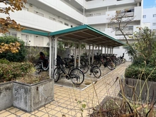 【大阪府/豊中市上新田】南千里オリーブヴィラ N棟 駐輪場
