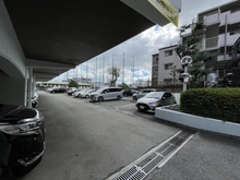 【大阪府/豊中市上新田】千里ロイヤルマンション 駐車場