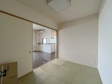 【大阪府/豊中市新千里西町】ディーグラフォート千里中央 和室