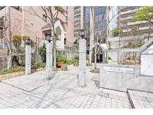 【大阪府/箕面市如意谷】ルミナス箕面の森四番街11号棟 アプローチ