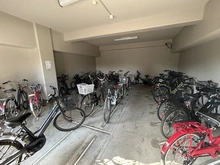 【大阪府/豊中市東寺内町】緑地東ロイヤルマンション 駐輪場