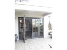 【大阪府/豊中市東豊中町】ロイヤルハイツ千里中央 エントランス