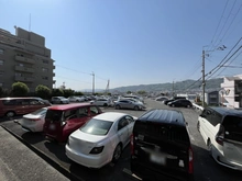 【大阪府/箕面市牧落】サンロイヤル箕面コスモ 2号館 駐車場