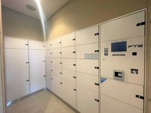 【大阪府/豊中市上新田】ロジュマン千里中央 宅配BOX
