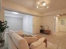 【大阪府/池田市城山町】インペリアル池田城山町 リビング