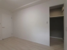 【大阪府/池田市城山町】インペリアル池田城山町 洋室