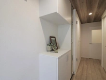 【大阪府/池田市城山町】インペリアル池田城山町 廊下