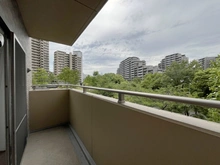 【大阪府/豊中市新千里東町】新千里桜ヶ丘メゾンシティ 六番館 バルコニー
