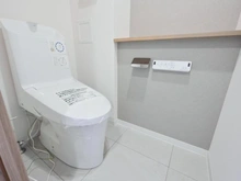 【埼玉県/朝霞市膝折町】レーベンハイムフォレチッタ・ガーデン トイレ