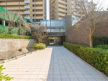 【東京都/西東京市谷戸町】コスモひばりが丘ザ・ガーデンズフォートブリリアントヒル エントランス