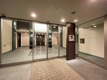 【東京都/練馬区石神井町】ライオンズ石神井公園ステーションゲート エントランス