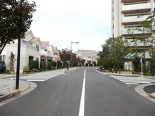 【東京都/東久留米市ひばりが丘団地】ひばりが丘フィールズ1番街 周辺道路（現地より約50m）