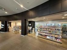 【東京都/西東京市谷戸町】グランジオ武蔵野 共用部：１階コンビニ