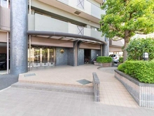 【東京都/東久留米市東本町】コムーネ東久留米 エントランス