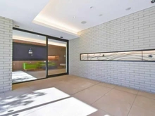 【東京都/西東京市富士町】リビオ東伏見公園 エントランス