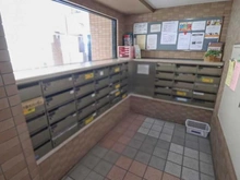 【埼玉県/新座市新堀】グランドクレスト清瀬 メールBOX