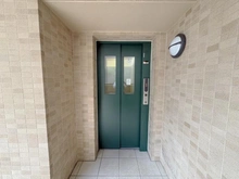 【埼玉県/志木市柏町】オーベル志木柳瀬川 共用部：エレベーター