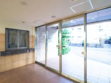 【東京都/西東京市富士町】D’レスティア東伏見 エントランス