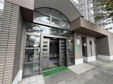 【東京都/東久留米市八幡町】インペリアル東久留米市 D棟 エントランス