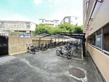 【埼玉県/和光市南】大泉学園サマリヤマンション 駐輪場