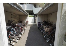 【東京都/板橋区徳丸】クリオ赤塚壱番館 駐輪場