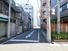 【東京都/台東区下谷】コアマンションフリージオ上野 前面道路