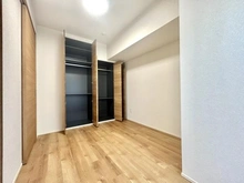 【東京都/台東区東上野】ブリリア上野ガーデン 洋室