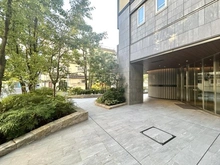 【東京都/台東区東上野】ブリリア上野ガーデン エントランス