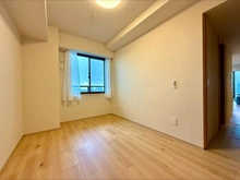 【東京都/台東区池之端】Brillia Tower上野池之端 洋室