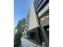 【東京都/台東区鳥越】ヴェルステージ秋葉原EAST 外観：右から2番目の中央にある建物です。