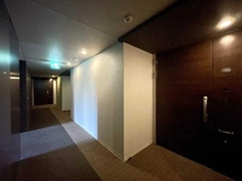 【東京都/台東区池之端】パークタワー上野池之端 共用廊下（内廊下）