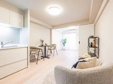 【東京都/台東区台東】コアマンション御徒町フリージオ リビング・ダイニング：※家具・調度品等は販売価格に含まれておりません