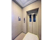 【東京都/荒川区西日暮里】コスモ西日暮里ロイヤルフォルム 共用部：エレベーター