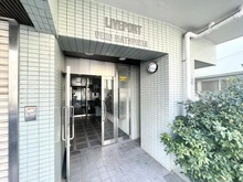 【東京都/台東区松が谷】リブポート上野松が谷 エントランス